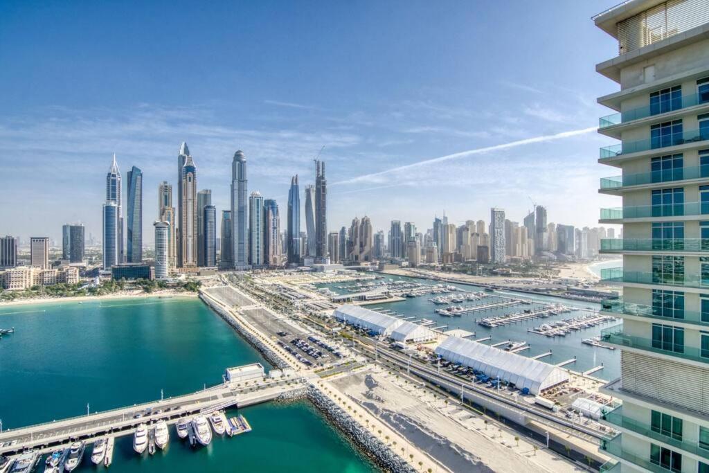 First Class 3Br With Dubai Marina And Palm View Lejlighed Eksteriør billede